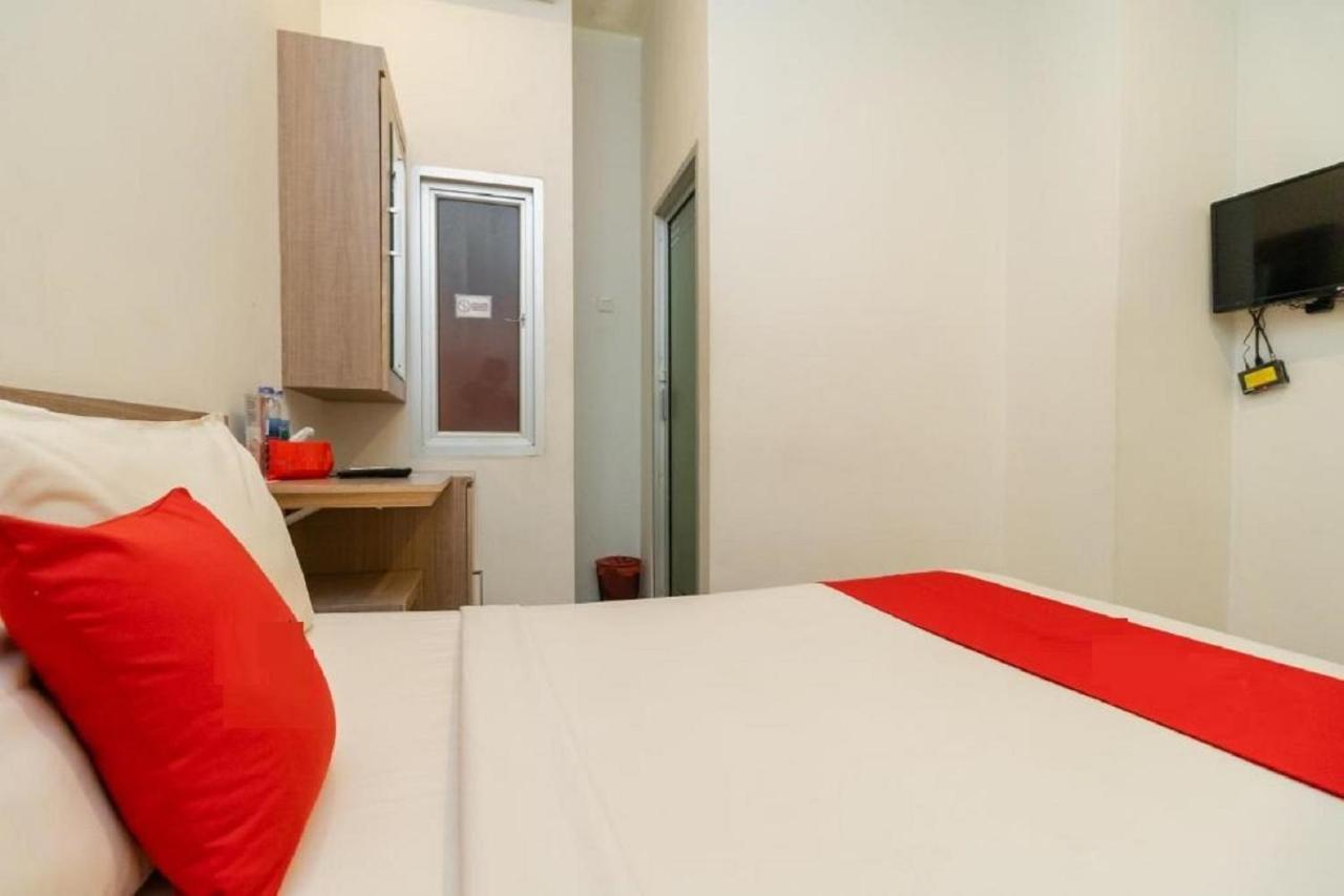 Hotel Domino Палембанг Экстерьер фото
